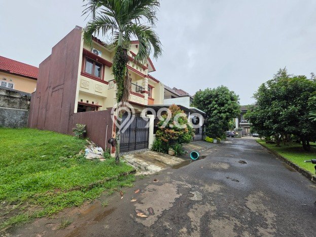 Tanah Dijual Lokasi BSD, Tangerang Selatan Luas 217m2 Legalitas Aman Tanah Dijual Lokasi BSD, Tangerang Selatan Luas 217m2 Legalitas Aman