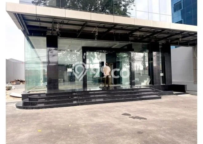 Unit Kantor Dijual di Jakarta Selatan LT 710m2 & LB 2069m2 Unit Kantor Dijual di Jakarta Selatan LT 710m2 & LB 2069m2