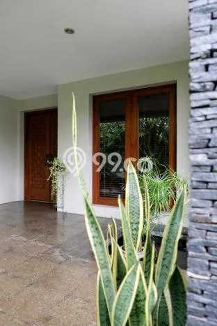 Disewakan Rumah Konsep Minimalis di Cipete Jakarta Selatan dengan 5 Kamar Disewakan Rumah Konsep Minimalis di Cipete Jakarta Selatan dengan 5 Kamar