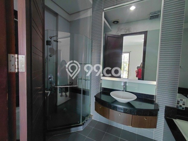 Rumah Kontrakan Jakarta Selatan LT 400m2 LB 450m2 Kawasan Pondok Indah Rumah Kontrakan Jakarta Selatan LT 400m2 LB 450m2 Kawasan Pondok Indah