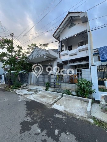 Jarang Ada! Rumah Kontrakan 6 Kamar Nyaman Siap Huni Pondok Kelapa Jarang Ada! Rumah Kontrakan 6 Kamar Nyaman Siap Huni Pondok Kelapa