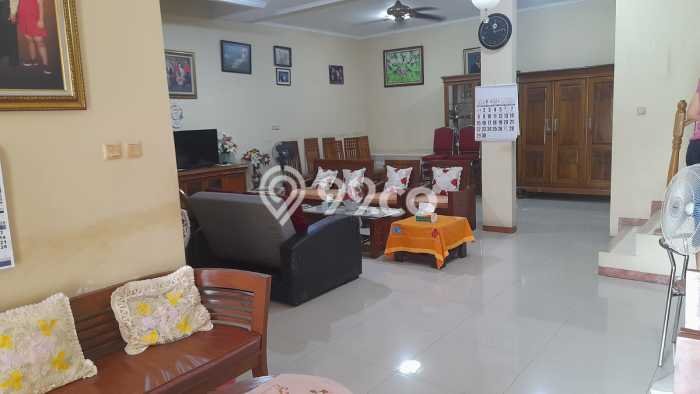 Rumah Disewakan Jakarta Timur LT 150m2 LB 180m2 Kawasan Pondok Kelapa Rumah Disewakan Jakarta Timur LT 150m2 LB 180m2 Kawasan Pondok Kelapa