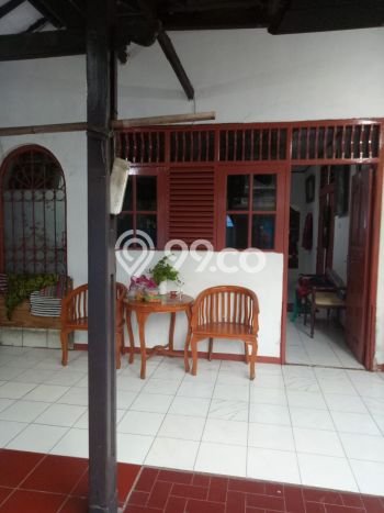 Dijual Rumah Mewah Elegan Dengan View Eksklusif di Klender, Jakarta Timur Dijual Rumah Mewah Elegan Dengan View Eksklusif di Klender, Jakarta Timur