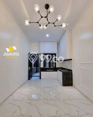 Dijual Rumah Premium dengan Fasilitas Sekitar Lengkap di Jagakarsa, Jakarta Selatan Dijual Rumah Premium dengan Fasilitas Sekitar Lengkap di Jagakarsa, Jakarta Selatan