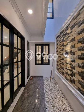 Ready to Use! Premium House LT 108m2 Desain Elegan di Kebagusan Ready to Use! Premium House LT 108m2 Desain Elegan di Kebagusan