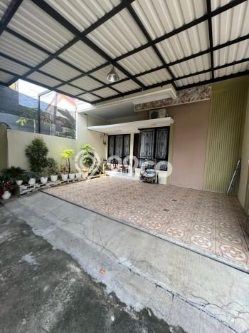 Rumah Strategis Modern Lb 155m2 di Beji, Depok Rumah Strategis Modern Lb 155m2 di Beji, Depok