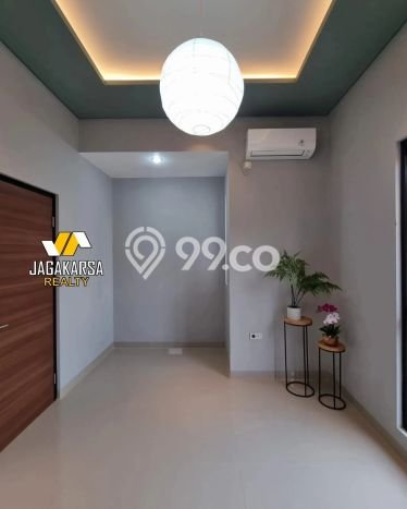 Rumah Luas Asri 3 KT Siap Huni di Kukusan Depok Rumah Luas Asri 3 KT Siap Huni di Kukusan Depok