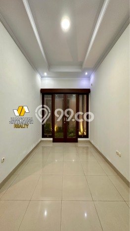 Siap Huni Hunian Elit 4 Kamar di Jagakarsa Dekat ke Mana Saja Siap Huni Hunian Elit 4 Kamar di Jagakarsa Dekat ke Mana Saja
