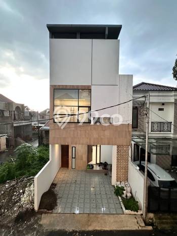 Siap Huni Rumah Mewah 4 Kamar di Jagakarsa Dekat ke Mana Pun Siap Huni Rumah Mewah 4 Kamar di Jagakarsa Dekat ke Mana Pun