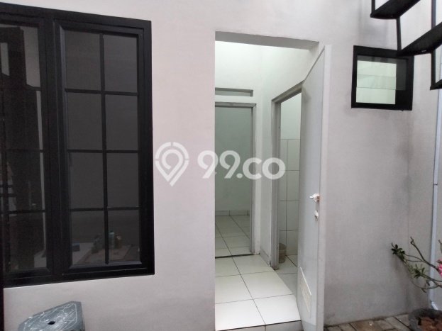 Rumah Luas Asri 3 KT Siap Huni di Cinere Jakarta Selatan Rumah Luas Asri 3 KT Siap Huni di Cinere Jakarta Selatan