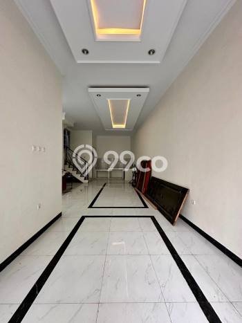 Rumah Strategis Minimalis Lb 150m2 di Jagakarsa, Jakarta Selatan Rumah Strategis Minimalis Lb 150m2 di Jagakarsa, Jakarta Selatan