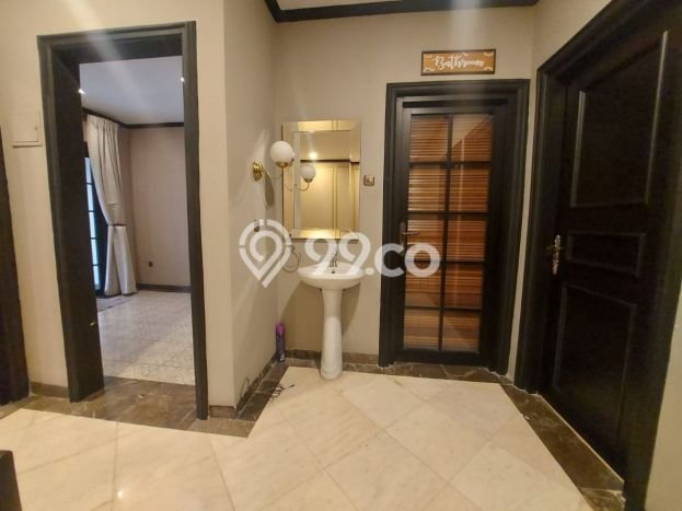 For Sale! Luxury House LT 150m2 Desain Modern di Cinere For Sale! Luxury House LT 150m2 Desain Modern di Cinere