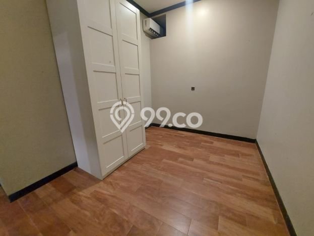 For Sale! Luxury House LT 150m2 Desain Modern di Cinere For Sale! Luxury House LT 150m2 Desain Modern di Cinere