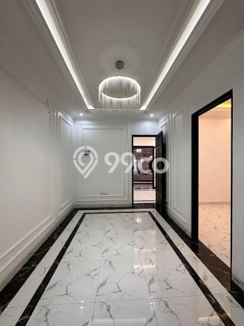 Dijual Rumah 5 Kamar Lokasi Ideal Nyaman dan Strategis di Jagakarsa Dijual Rumah 5 Kamar Lokasi Ideal Nyaman dan Strategis di Jagakarsa