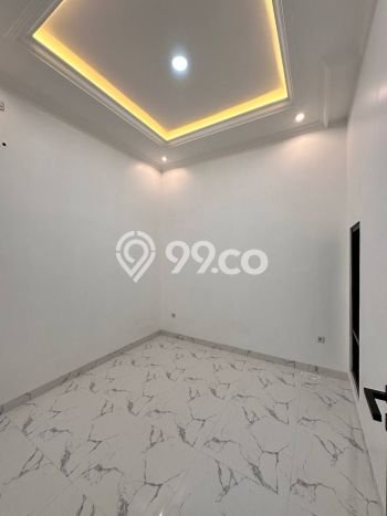 Dijual Rumah 5 Kamar Lokasi Ideal Nyaman dan Strategis di Jagakarsa Dijual Rumah 5 Kamar Lokasi Ideal Nyaman dan Strategis di Jagakarsa