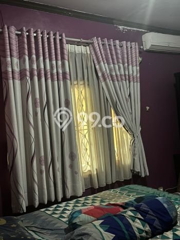 Rumah Strategis di Bekasi, Bekasi, Luas 95m² LB 80m² - HARGA NEGO! Rumah Strategis di Bekasi, Bekasi, Luas 95m² LB 80m² - HARGA NEGO!