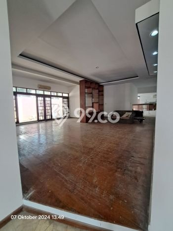 Hot Offer Hunian Premium Ideal dan Luas di Kebayoran Lama, Jakarta Selatan Hot Offer Hunian Premium Ideal dan Luas di Kebayoran Lama, Jakarta Selatan