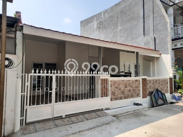 Lokasi strategis! Rumah siap pakai dikontrakkan di Bekasi Barat LB 80m2 Lokasi strategis! Rumah siap pakai dikontrakkan di Bekasi Barat LB 80m2