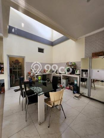 Dijual Hunian Rumah Terawat 4 Kamar di Bekasi, Bekasi Dijual Hunian Rumah Terawat 4 Kamar di Bekasi, Bekasi