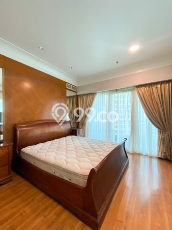 Apartemen Disewakan 3 Kamar Murah Siap Huni di Jakarta Selatan, Luas 303m2 Apartemen Disewakan 3 Kamar Murah Siap Huni di Jakarta Selatan, Luas 303m2