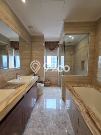 Disewakan Apartemen Harga Terjangkau di SCBD 3 KT Disewakan Apartemen Harga Terjangkau di SCBD 3 KT