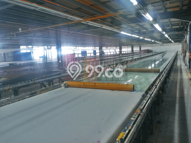 Unit Gudang Paling Strategis di Semarang Barat Semarang dengan LB 3650m2 Unit Gudang Paling Strategis di Semarang Barat Semarang dengan LB 3650m2