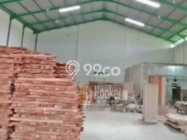Lokasi Strategis! Dijual Gudang Bisnis di Semarang Barat, Semarang Kondisi Bagus Lokasi Strategis! Dijual Gudang Bisnis di Semarang Barat, Semarang Kondisi Bagus