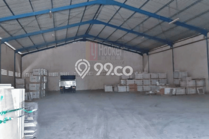 Gudang For Rent di Semarang Timur, Luas 600m², Lingkungan Bisnis Gudang For Rent di Semarang Timur, Luas 600m², Lingkungan Bisnis