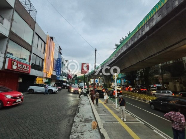 Ruko Dijual Lokasi Stratagis di Kebayoran Baru Jakarta Selatan Cocok untuk Investasi Ruko Dijual Lokasi Stratagis di Kebayoran Baru Jakarta Selatan Cocok untuk Investasi