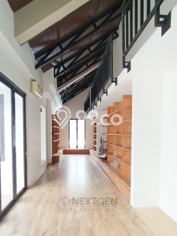 Rumah Elit Modern Siap Huni di Gading Serpong Tangerang Rumah Elit Modern Siap Huni di Gading Serpong Tangerang