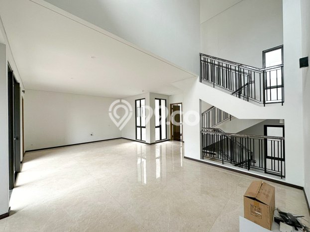 Rumah Luxury Modern Siap Huni di BSD Tangerang Rumah Luxury Modern Siap Huni di BSD Tangerang