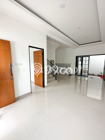 Rumah Modern 3 KT di BSD Tangerang Rumah Modern 3 KT di BSD Tangerang