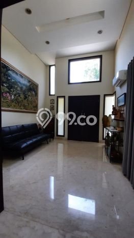 Jual Rumah Mewah Megah Dengan View Eksklusif di Lippo Karawaci, Tangerang Jual Rumah Mewah Megah Dengan View Eksklusif di Lippo Karawaci, Tangerang