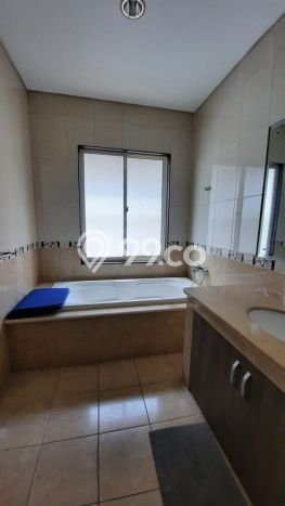 Jual Rumah Mewah Megah Dengan View Eksklusif di Lippo Karawaci, Tangerang Jual Rumah Mewah Megah Dengan View Eksklusif di Lippo Karawaci, Tangerang