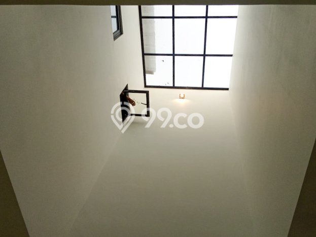 For Sale! Luxury House LT 100m2 Desain Elegan di Metland Puri For Sale! Luxury House LT 100m2 Desain Elegan di Metland Puri