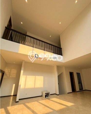 Dijual Rumah Mewah Megah Dengan View Cantik di BSD City, Tangerang Dijual Rumah Mewah Megah Dengan View Cantik di BSD City, Tangerang
