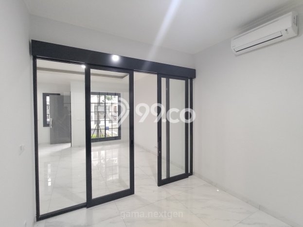 Disewakan Rumah Harga Terjangkau di Alam Sutera Tangerang Punya 5 KT Disewakan Rumah Harga Terjangkau di Alam Sutera Tangerang Punya 5 KT