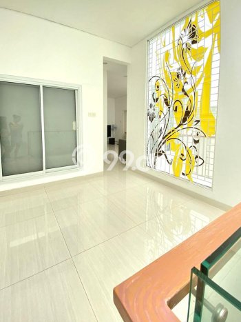 Rumah Mewah LB 350m2 Siap Huni Desain Elegan di Bintaro, Jakarta Selatan Rumah Mewah LB 350m2 Siap Huni Desain Elegan di Bintaro, Jakarta Selatan