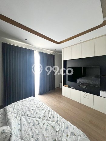 Rumah Mewah Dijual LT 136m2 di BSD, Tangerang Selatan Rumah Mewah Dijual LT 136m2 di BSD, Tangerang Selatan