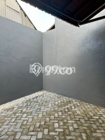 UNIT LANGKA! Rumah kawasan Kerobokan, 2 KT, Pemandangan Indah, LT 100m² LB 66m² UNIT LANGKA! Rumah kawasan Kerobokan, 2 KT, Pemandangan Indah, LT 100m² LB 66m²