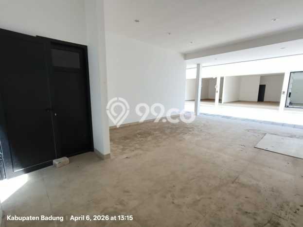 FOR RENT! Ruko di Kerobokan Cocok untuk Bisnis 35m2 FOR RENT! Ruko di Kerobokan Cocok untuk Bisnis 35m2