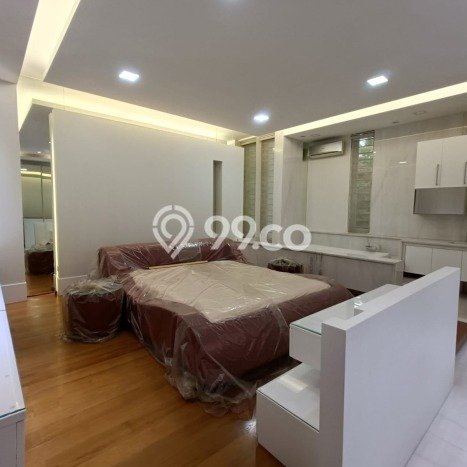Rumah Elit Modern Siap Huni di Pantai Indah Kapuk Jakarta Utara Rumah Elit Modern Siap Huni di Pantai Indah Kapuk Jakarta Utara