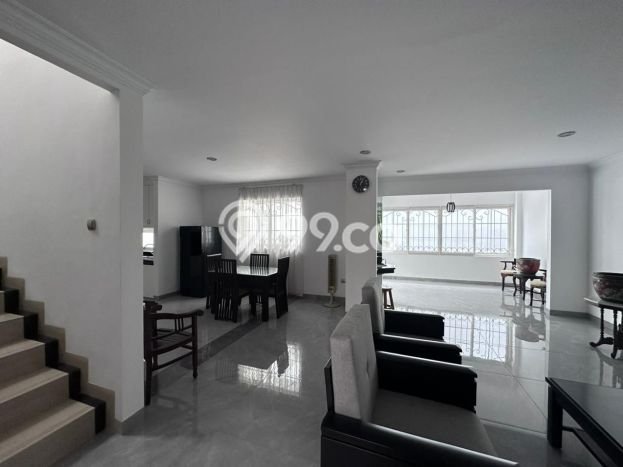 Jual Rumah Mewah Elegan Dengan View Cantik di Pantai Indah Kapuk, Jakarta Utara Jual Rumah Mewah Elegan Dengan View Cantik di Pantai Indah Kapuk, Jakarta Utara