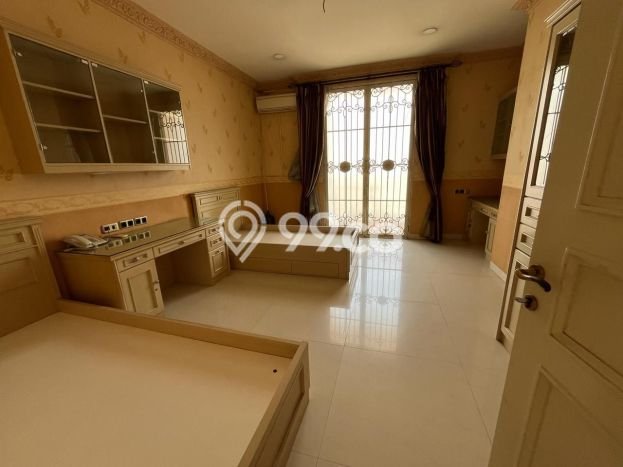 Ready to Use! Luxury House LT 230m2 Desain Modern di Pantai Indah Kapuk Ready to Use! Luxury House LT 230m2 Desain Modern di Pantai Indah Kapuk