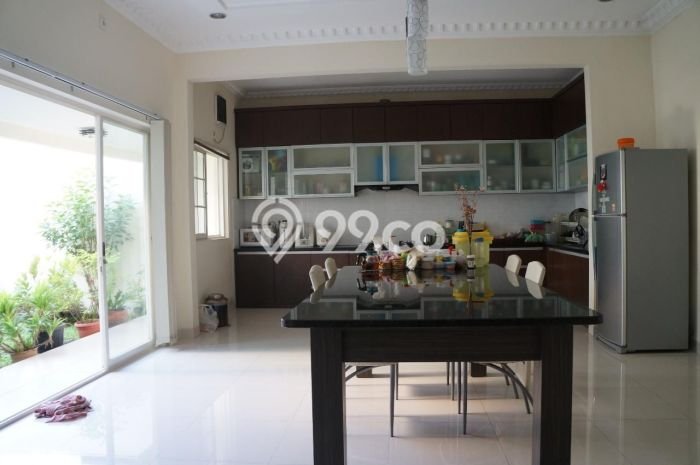 Jual Rumah Mewah Megah Dengan View Cantik di Pantai Indah Kapuk, Jakarta Utara Jual Rumah Mewah Megah Dengan View Cantik di Pantai Indah Kapuk, Jakarta Utara