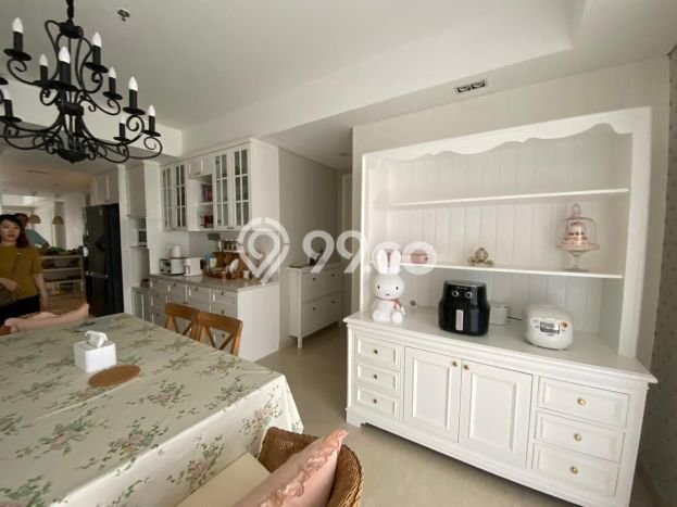 Hunian Apartemen High-Class untuk Dijual di Jakarta Utara dengan 5 BR & 5 Kamar Mandi Hunian Apartemen High-Class untuk Dijual di Jakarta Utara dengan 5 BR & 5 Kamar Mandi