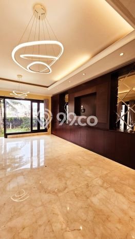 Hunian Mewah LB 800m2 Siap Huni Desain Elegan di Pantai Mutiara, Jakarta Utara Hunian Mewah LB 800m2 Siap Huni Desain Elegan di Pantai Mutiara, Jakarta Utara