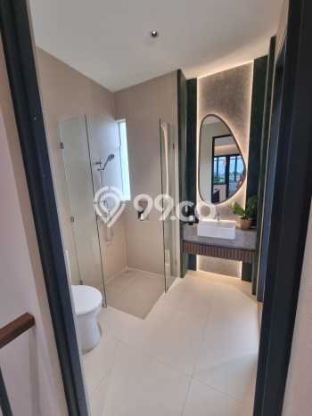 For Sale Rumah Bagus Siap Huni di Jakarta Barat Strategis For Sale Rumah Bagus Siap Huni di Jakarta Barat Strategis