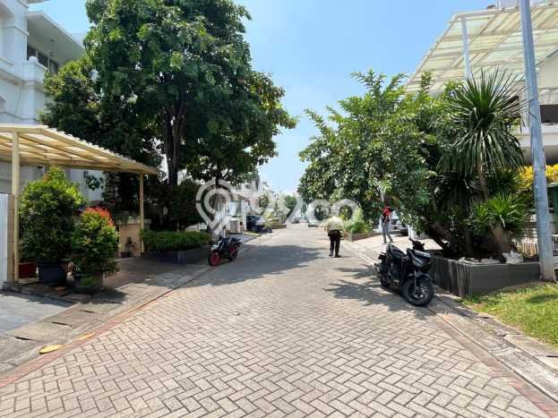 For Sale! Premium House LT 144m2 Desain Elegan di Pantai Indah Kapuk For Sale! Premium House LT 144m2 Desain Elegan di Pantai Indah Kapuk