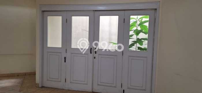 Rumah Elit Modern Tanpa Renovasi di Cibubur Jakarta Timur Rumah Elit Modern Tanpa Renovasi di Cibubur Jakarta Timur